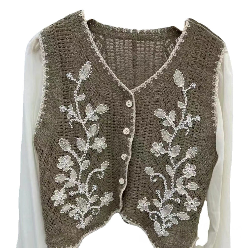 Women's Retro V-Neck Embroidered All-Match Top