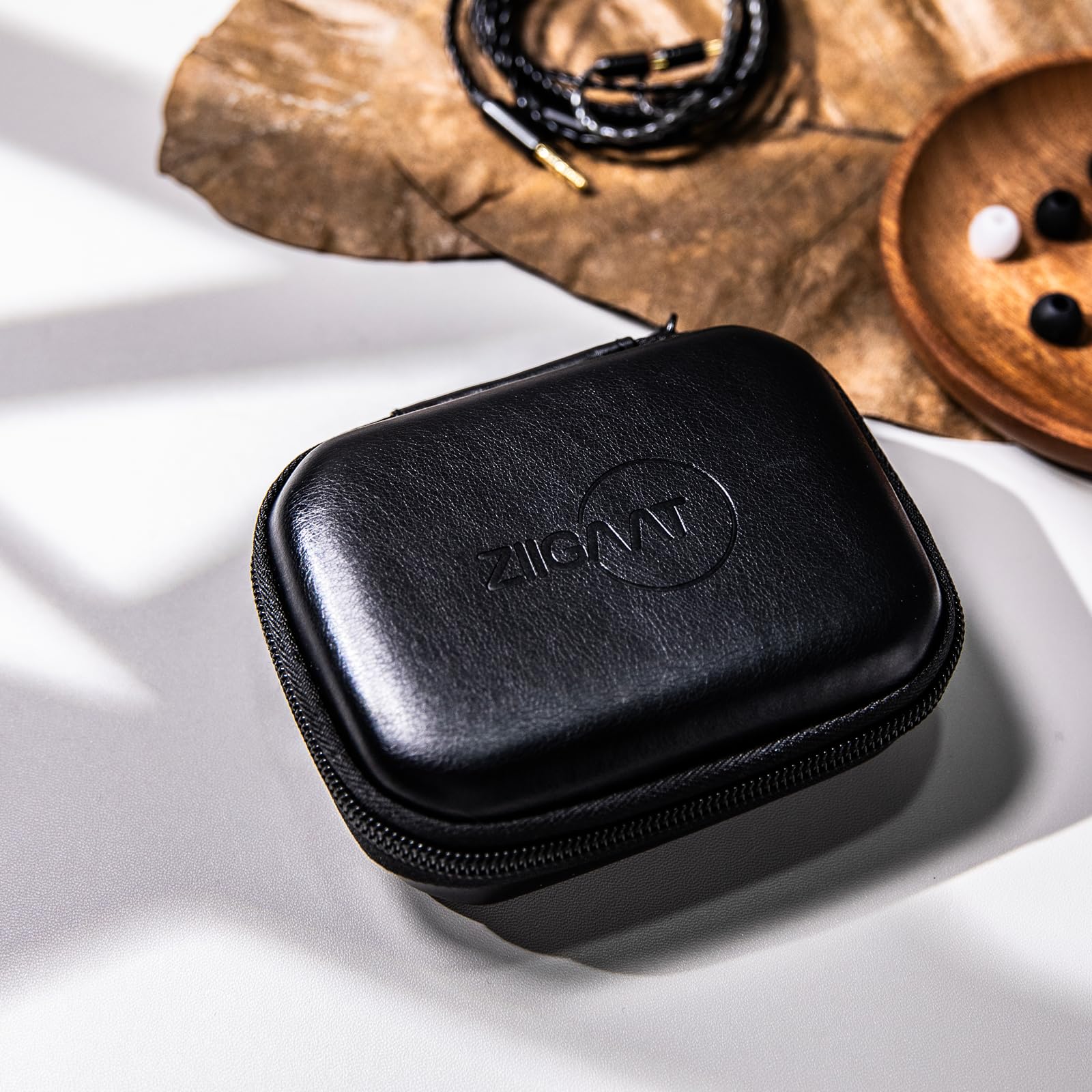 Linsoul ZiiGaat PELLEPOD Leather Earbud Case, Waterproof IEM Storage Box, Hard Carrying Bag, Protective Storage Box, Fit for Earphone ZS10 Pro, Zero: 2, EM6L, EW300, SuperMix 4, Orchestra Lite (Brown)